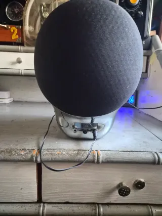 Altavoz Bluetooth Calavera Plata negro con mando