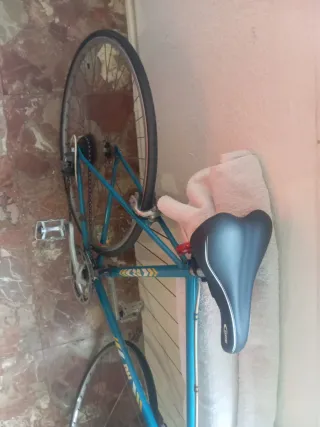 Bicicleta Carretera BH Azul
