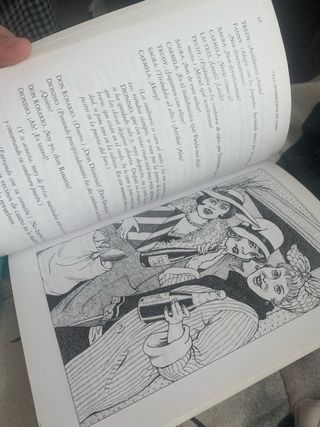 Tres Sombreros De Copa N/c