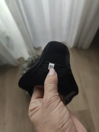 Cama para perro y arnés