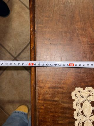 Mesa de centro de madera oscura. Acepto ofertas.