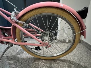 Bicicleta Paseo Rosa marca Bobbin