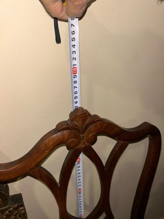 Silla de madera tapizada. Acepto ofertas.