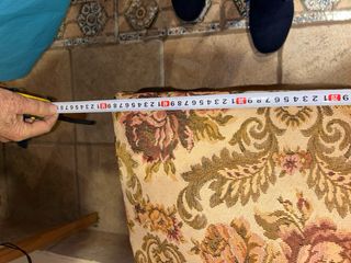 Silla de madera tapizada. Acepto ofertas.