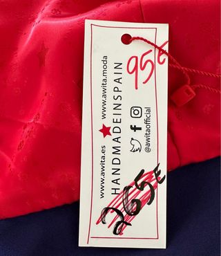 Chaqueta Awita Roja sin usar