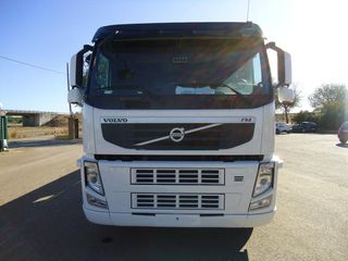 Volvo FM 11 330-CAMIONES GRUA