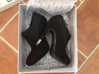 Stivaletti neri Guess