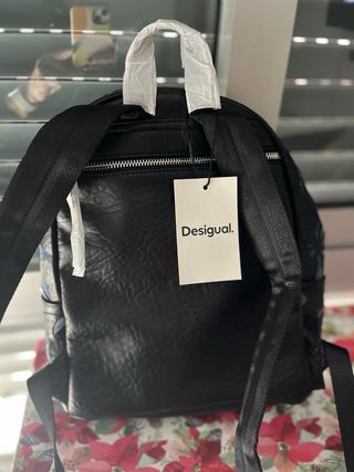 Mochila Desigual Negra y Azul