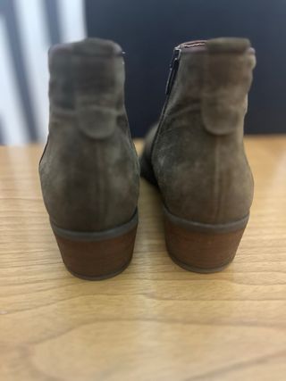 Botines Alpe Ante Marrón y Morado