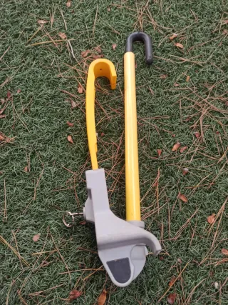 Barra antirrobo coche