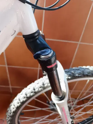 Bicicleta Rockrider Blanca