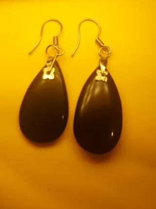 Pendientes vintage lágrima negros