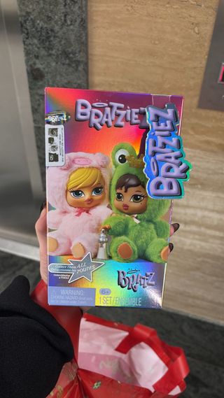 Cambio Bratziez Cloe por Jade