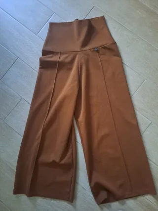 Pantaloni vita alta marroni
