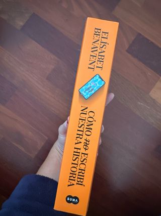 2 Libros de Elisabet Benavent