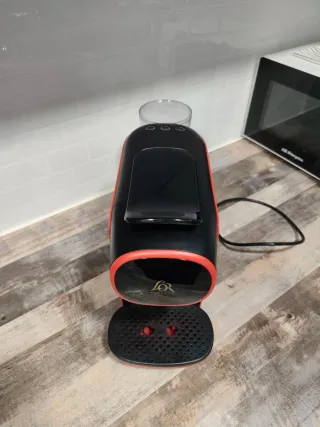 Cafetera Philips L'OR Barista Roja