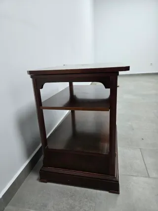 Mueble TV Caoba Tapa Giratoria