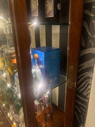 Aparador Vitrina madera y cristal