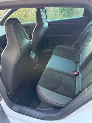 SEAT Leon Cupra Carbon Edition 290cv