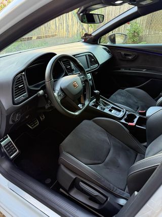 SEAT Leon Cupra Carbon Edition 290cv