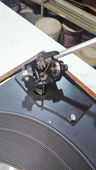 Tocadiscos Bettor EF-43