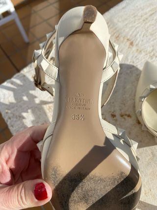 Zapatos Valentino Rockstud Beige/Blanco