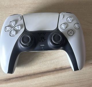 PS5 con lector + Mando + Soporte