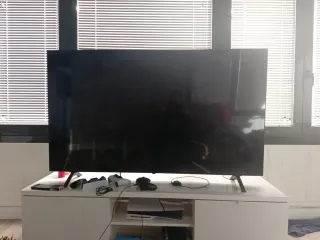 LG Nanocell 75 4K Dolby TV