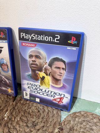 PS2 F1 05 y Pro Evolution Soccer 4 precio unitario