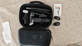 Estabilizador Gimbal con Batería y Luz