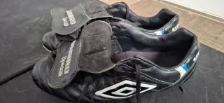 Botas de fútbol Umbro Speciali .Talla 44