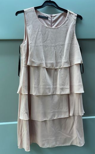 Vestido rosa volantes