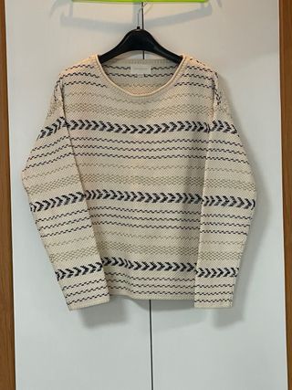 Lote de prendas, vaquero, jersey gorro y bisuteria