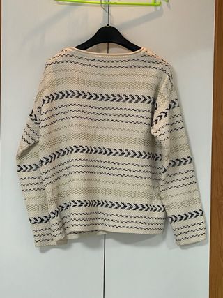 Lote de prendas, vaquero, jersey gorro y bisuteria