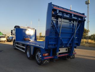 Volvo FM 410-CAMIONES PORTAMAQUINARIAS