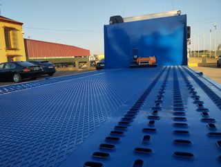 Volvo FM 410-CAMIONES PORTAMAQUINARIAS