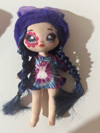 Lote 4 Muñecas Na Na Na Hay 3 pequeñas y 1 grande