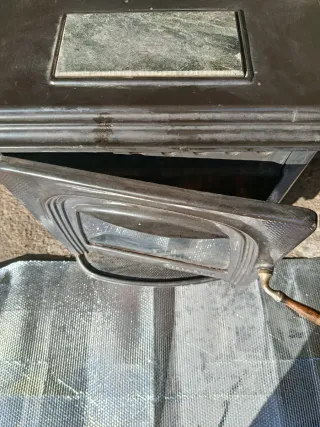 Chimenea decorativa metal y mármol