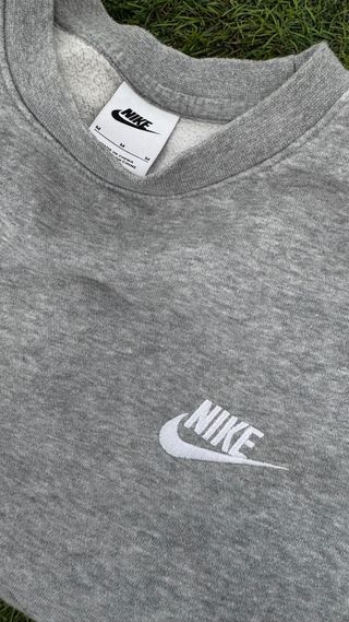 Sudadera Nike Gris