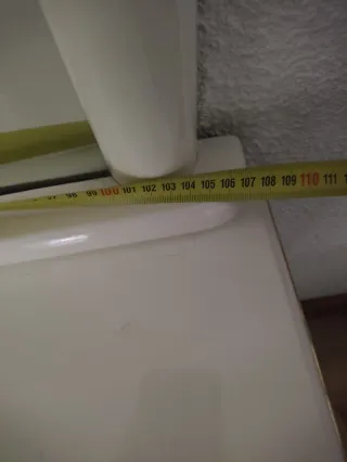 Cómoda blanca con espejo.Tocador años 80