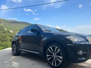 BMW X6 2011