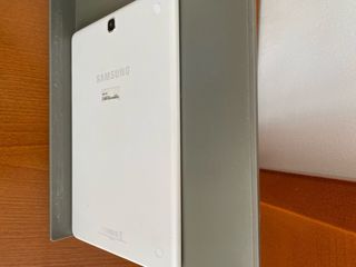 Samsung Galaxy Tab A 16GB Blanca 2016 + teclado BT