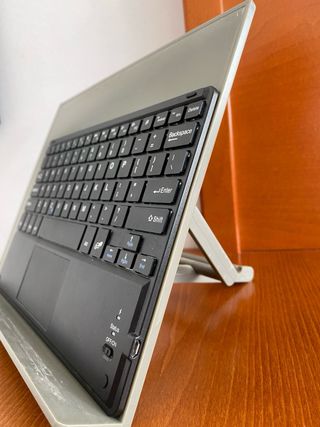 Samsung Galaxy Tab A 16GB Blanca 2016 + teclado BT