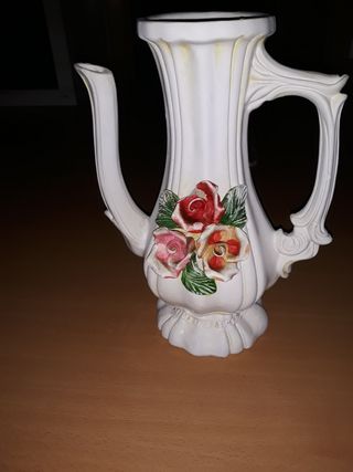 Jarra de porcelana antigua Bassano