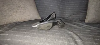 Zapatos tacón Gioseppo plateados talla 37