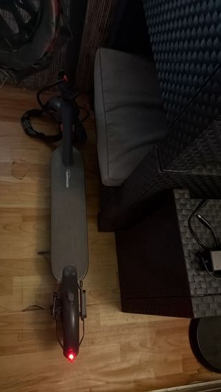 Patinete Eléctrico con Casco, Candado y Mochila.