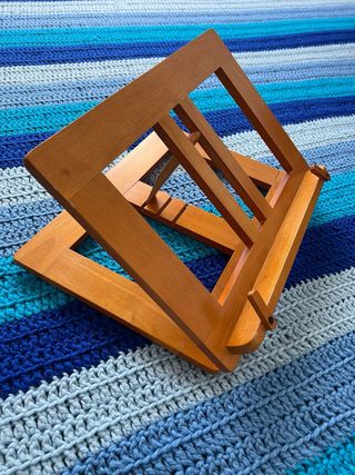 Atril de madera plegable y ajustable (35 x 26 cm)