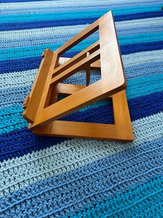 Atril de madera plegable y ajustable (35 x 26 cm)