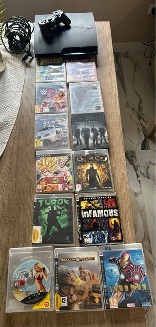 Consola PlayStation 3 + Mando + 13 juegos