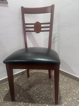 Mesa redonda y 4 sillas comedor